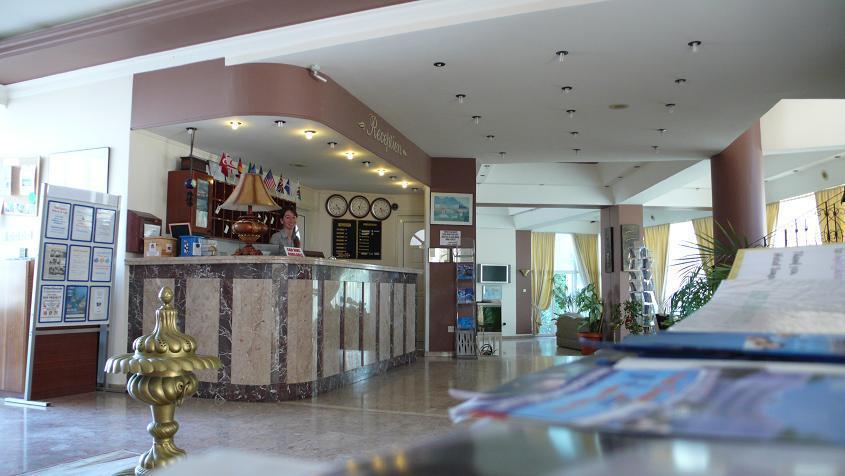 Sempati Hotel ลาปิโทส ภายนอก รูปภาพ