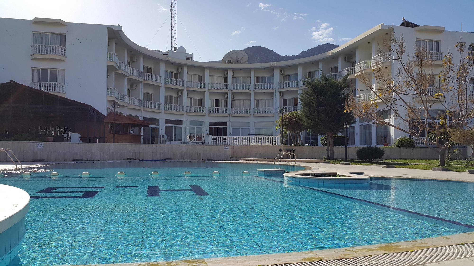 Sempati Hotel ลาปิโทส ภายนอก รูปภาพ